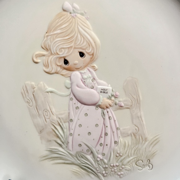 1984 Precious Moments “The Voice of Spring,” collectors plate - Picture 2 of 3